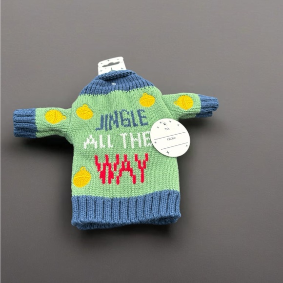 🍷Cute Christmas Sweater Wine 🍷 Bottle Cover - Picture 1 of 1